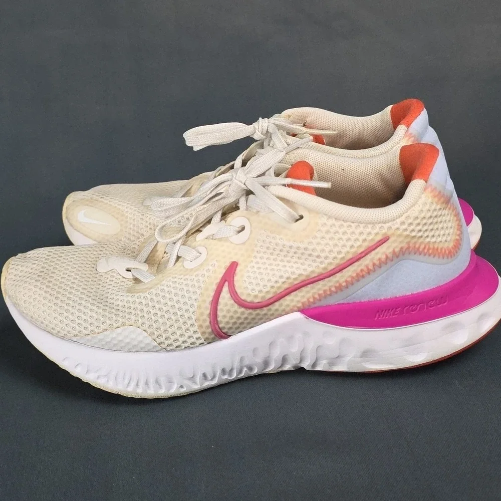 Nike *** plenty
